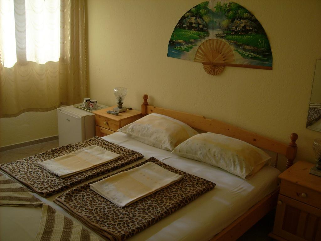 Hotel Pasians Pomorie Eksteriør billede