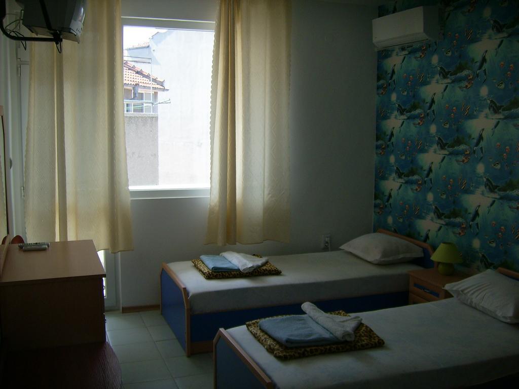 Hotel Pasians Pomorie Eksteriør billede