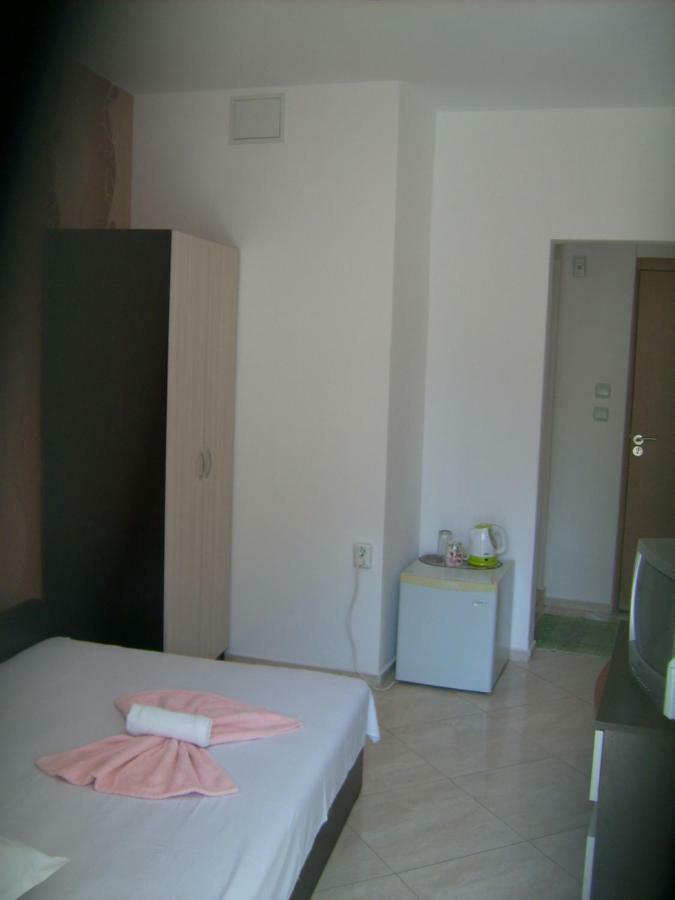 Hotel Pasians Pomorie Eksteriør billede